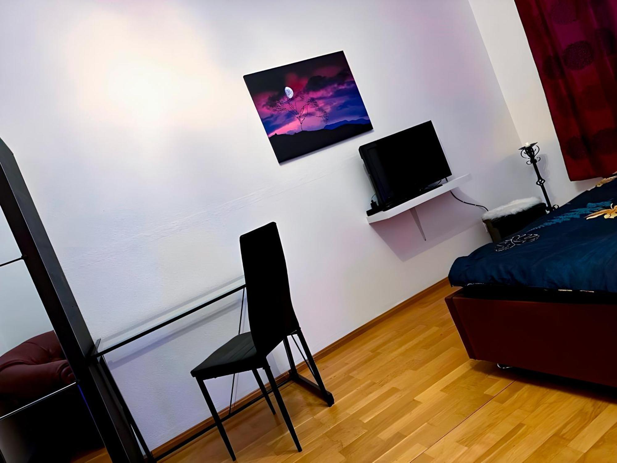 Self-Check-In Central Hostel Bestprice Таллин Экстерьер фото